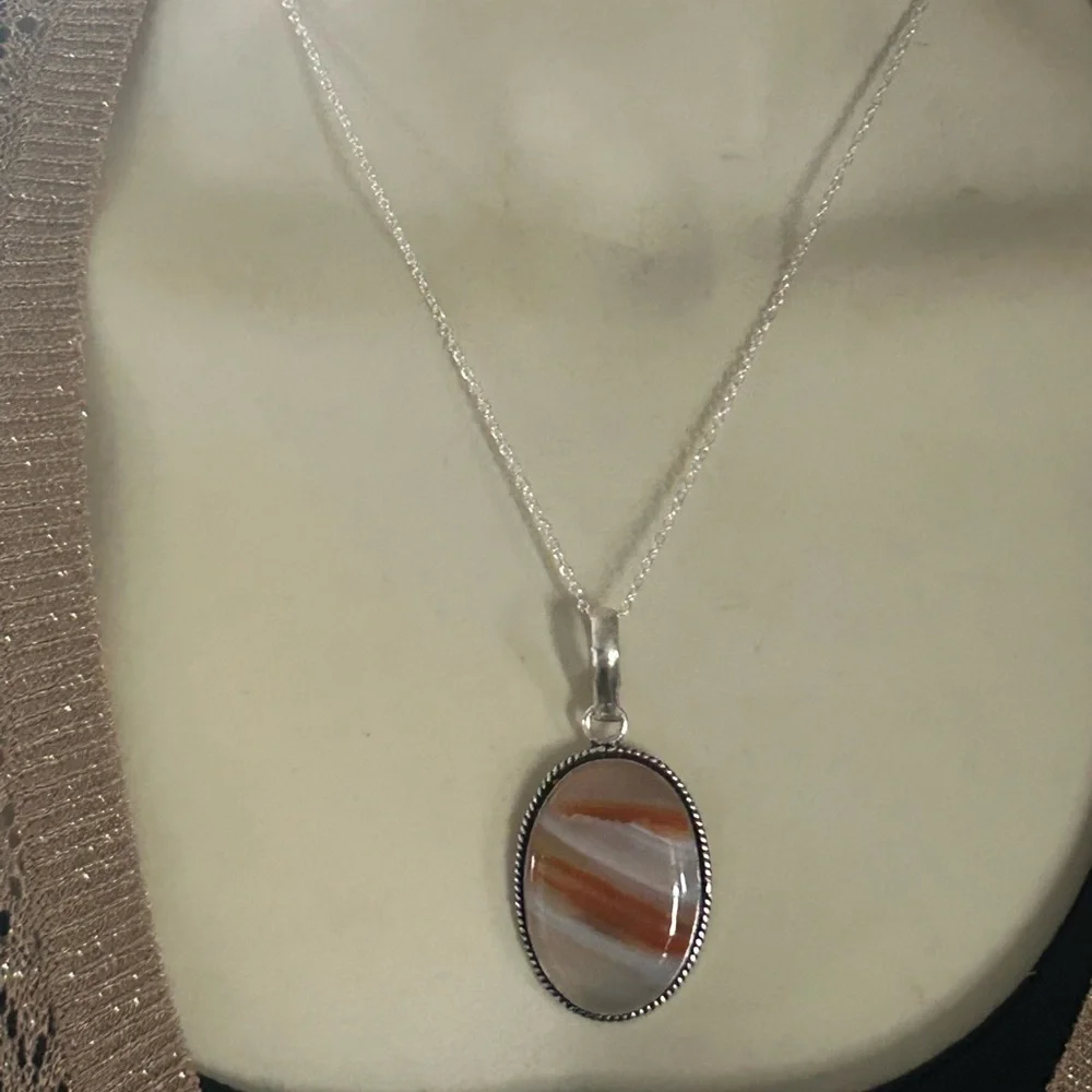 Vintage Sterling Silver Natural Agate Pendant Necklace